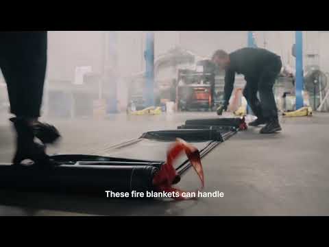 Extreme Series Large 16.4x16.4 ft / 108.03 lbs